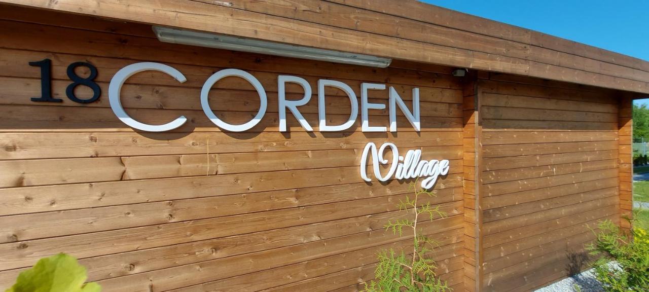 Corden Village Lodge *