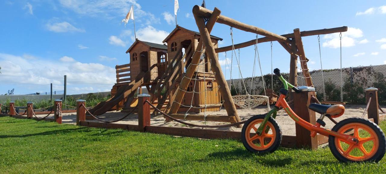 Corden Village Domek letniskowy