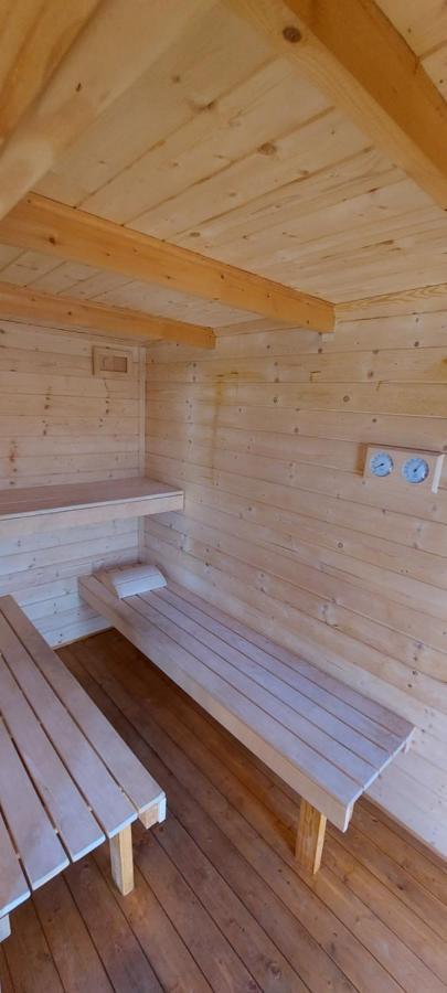 Corden Village Domek letniskowy